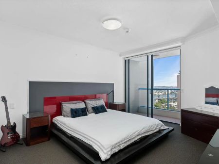 “Spacious furnished apartment” - Photo 3