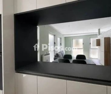 Piso en alquiler en Calle de San Juan de la Cruz - Photo 2