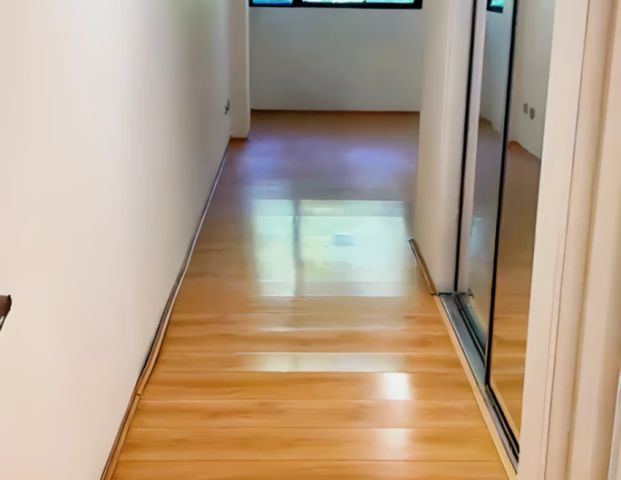 3 bed 2 bath - Photo 1