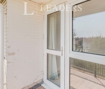 2 bedroom apartment to rent Lichfield Court, Pevensey Garden, Worth... - Photo 6