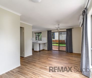 Comfortable Unit Living in Convenient Harlaxton Location - Photo 1