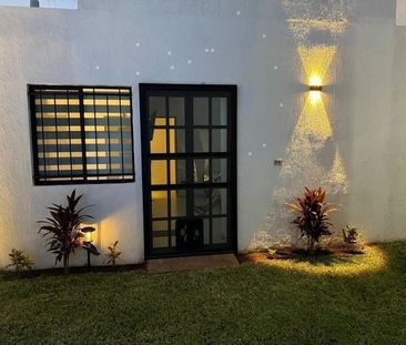 | Excelente casa amueblada y equipada, en renta. | - Foto 1