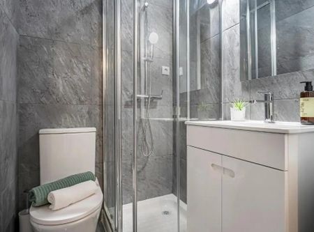 Rua de Faria Guimarães, Porto, Braga 4200-289 - Photo 5