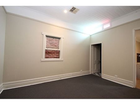 3/34 Bull Street COOKS HILL NSW 2300 - Photo 2