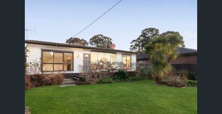 Spacious Family Home - Photo 5