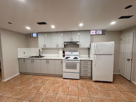 For Lease - 93 Tall Grass Trail, Vaughan, Ontario - Photo 3