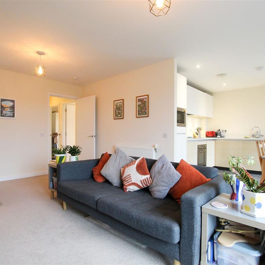 Pitman House, Vicarage Way, Trumpington, Cambridge - Photo 1