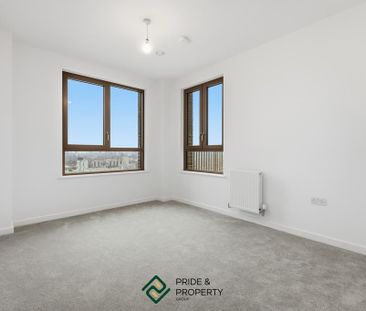 3 bedroom flat to rent - Photo 6