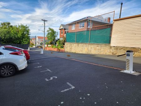 5/17 Newcastle Street, Battery Point, TAS 7004 - Photo 4