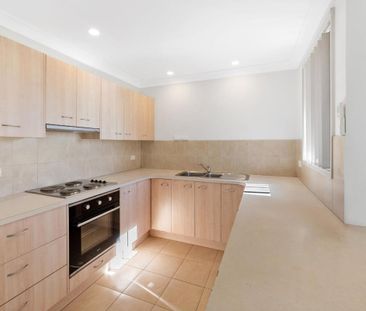2/74 Yates Street - Photo 2