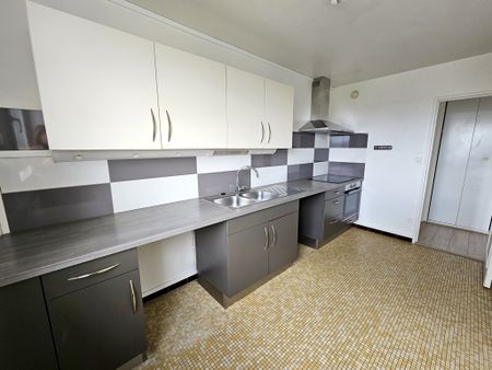 Location Appartement 4 pièces 77m² COMPIEGNE 60200 - Photo 4