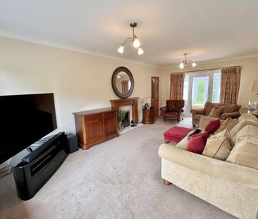 2 bedroom detached bungalow to rent - Photo 4