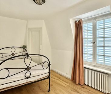 Detached house 5 rooms in Genève - Photo 2