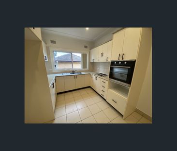 This property is a gem! - Photo 6