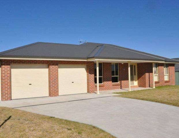 NEAT 4 BEDROOM HOME - Photo 1