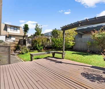 Totara Vale, 3bedroom - Photo 5