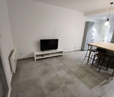 Location Appartement 4 pièces 75m² MONTPELLIER 34000 - Photo 1