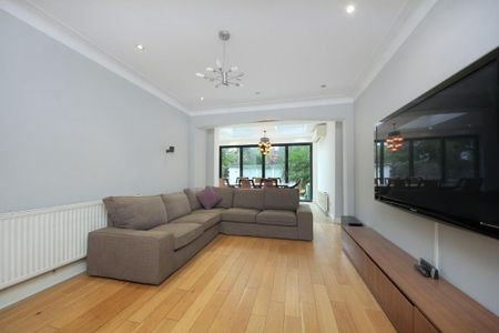 5 bedroom house to rent - Photo 2