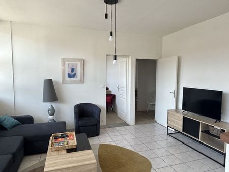 Appartement 3 pièces à louer - Photo 2