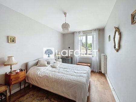 Apartment - Photo 2