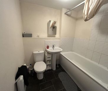 1 bedroom apartment to rent - Photo 4