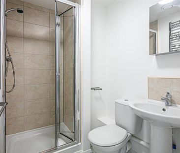 2 bedroom apartment to rent - Photo 6
