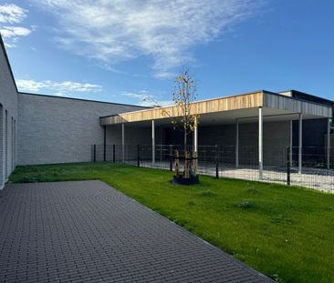 Instapklaar gelijkvloers appartement te huur in Alveringem - Photo 1