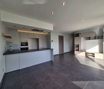 Rijkelijk uitgerust appartement met 2 slaapkamers en terras - Foto 1