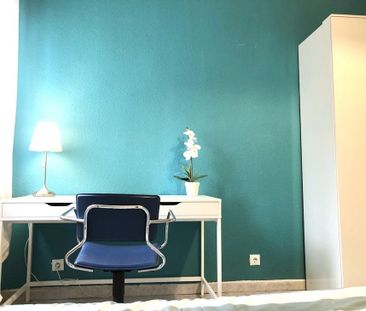 Calle de Francisco Silvela, Madrid, Community of Madrid 28028 - Photo 1