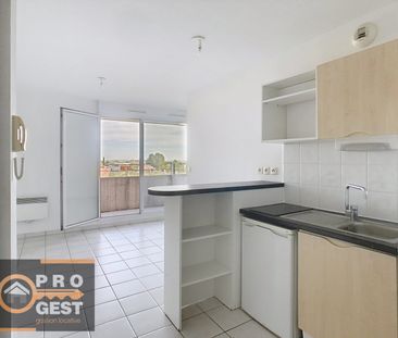 À louer T1 bis EuroFac avec terrasse et parking - Photo 4