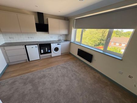 Haydon House, Studley Warwickshire. - Photo 3