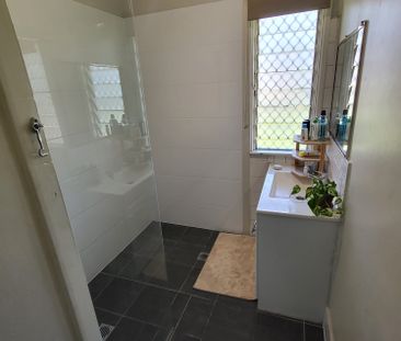 Logan Central - Photo 6