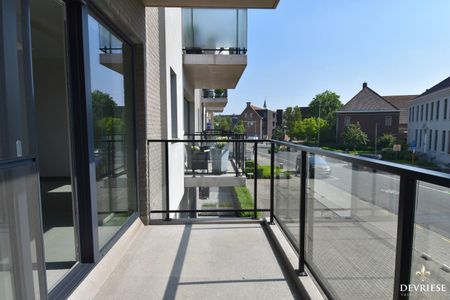 Appartement met 2 slaapkamers in het hartje van Gullegem - Photo 3