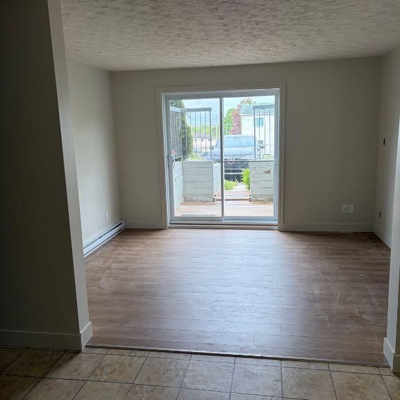 Logement 4 1/2 à louer 1050$ mois - Photo 1