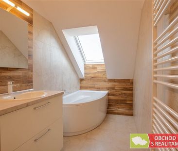 Pronájem bytu 2+kk 66 m² - Fotografie 3