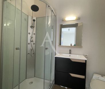 Location Appartement 1 pièce 22m² FONTENAY LE COMTE 85200 - Photo 3