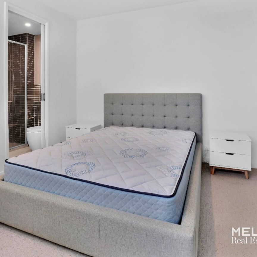 STYLISH APARTMENT AT ROYAL ELIZABETH - FURNISHED - Photo 1