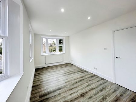 Two-Bedrooms Apartment - Photo 2