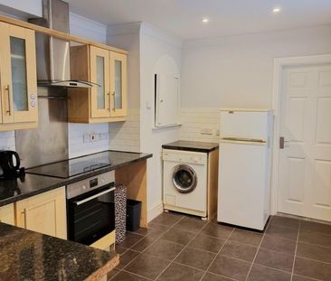 Farnham Road, Guildford, Surrey, GU2 - Photo 6