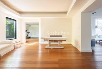 Maestosa villa sulle colline di Lucca