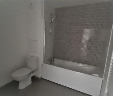 location Appartement T1 DE 30.7m² À MASSY - Photo 2