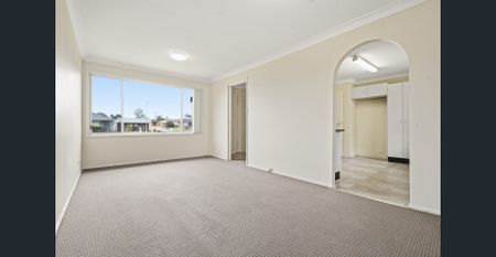 LOW MAINTENANCE FAMILY HOME - Photo 2