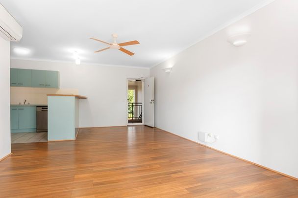 CHARMING TWO BEDROOM UNIT ON CITY FRINGE - Photo 1