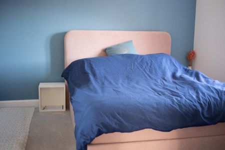 3 bedroom semi-detached house to rent - Photo 5