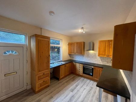 2 bedroom house to rent - Photo 2