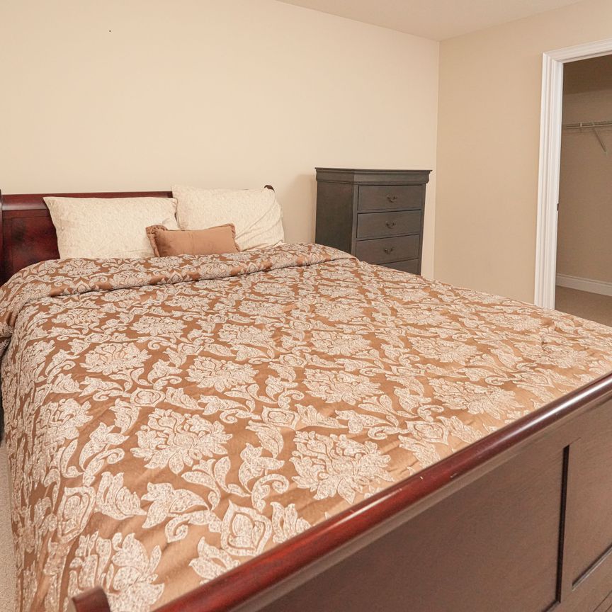 For Lease - 705 Jackpine Way, London North, Ontario - Photo 1