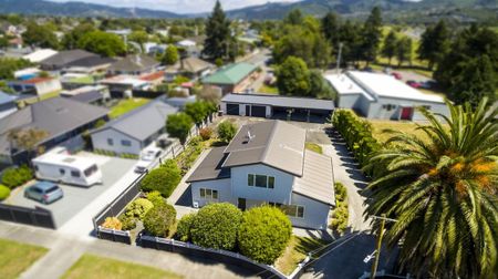 13 Poplar Grove, Ebdentown, Upper Hutt - Photo 3