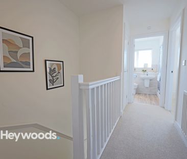 3 bed mews house to rent in The Oaks, The Astbury, Newcastle-under-... - Photo 4