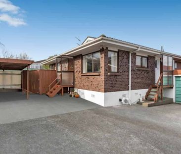 Single-Level 3 bedrooom & Study - Photo 1