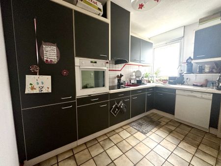 Location Appartement 3 pièces 70m² BEAUMONT 63110 - Photo 4